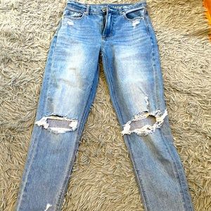 American Eagle Mom Jeans